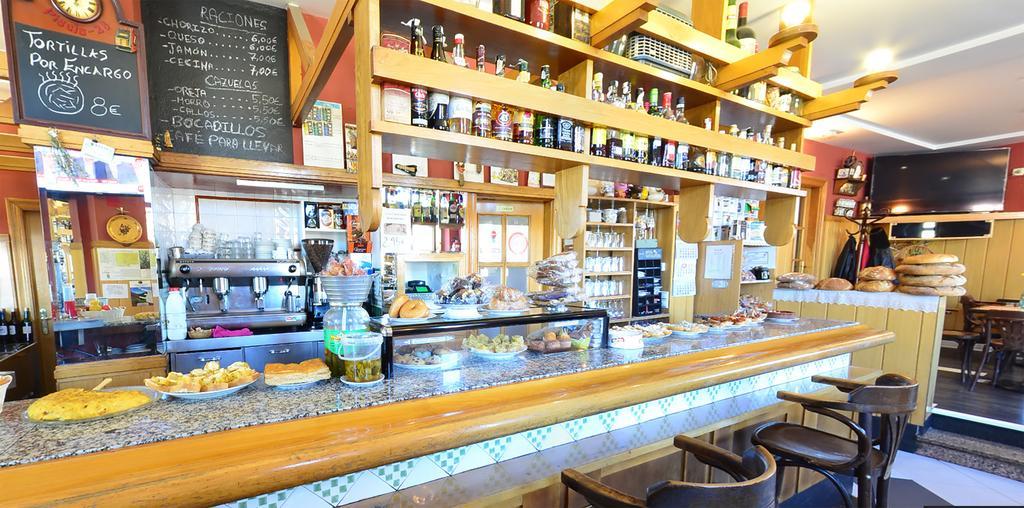 Hostal Bar Stop Hotel Velilla del Rio Carrion Ngoại thất bức ảnh